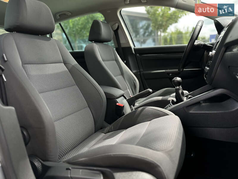 Хетчбек Volkswagen Golf 2007 в Вінниці