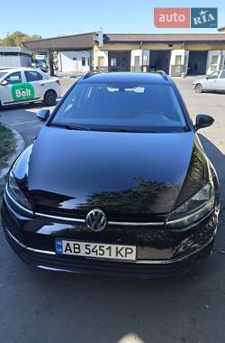 Універсал Volkswagen Golf 2018 в Вінниці