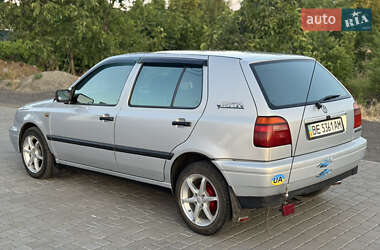 Хетчбек Volkswagen Golf 1996 в Одесі