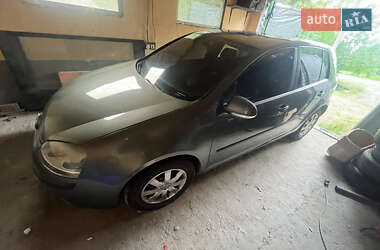 Хэтчбек Volkswagen Golf 2003 в Харькове
