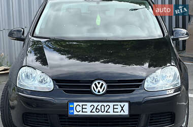 Хэтчбек Volkswagen Golf 2005 в Харькове