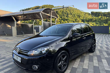 Хетчбек Volkswagen Golf 2010 в Сваляві