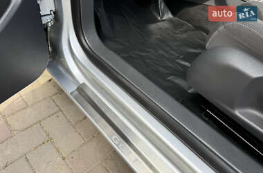 Хэтчбек Volkswagen Golf 2008 в 