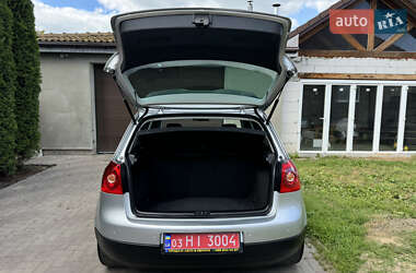 Хэтчбек Volkswagen Golf 2008 в 