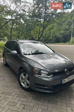Универсал Volkswagen Golf 2015 в Киеве