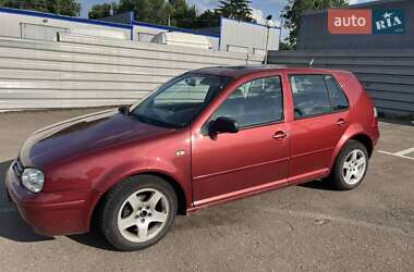 Хэтчбек Volkswagen Golf 1998 в Ровно
