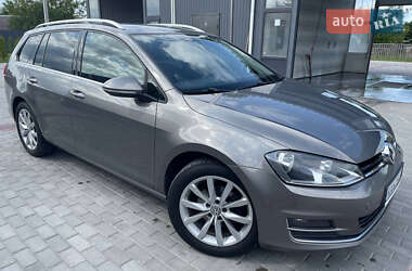 Универсал Volkswagen Golf 2015 в Житомире