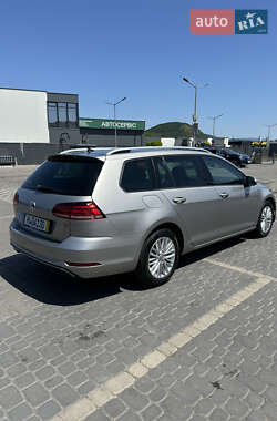 Универсал Volkswagen Golf 2017 в 