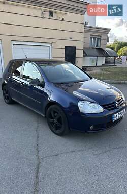 Хэтчбек Volkswagen Golf 2008 в Запорожье