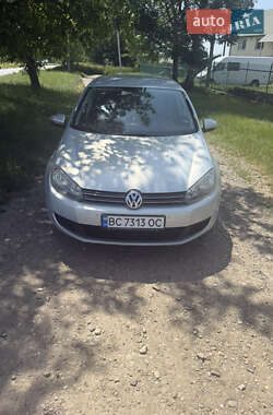 Хетчбек Volkswagen Golf 2009 в Новоселиці
