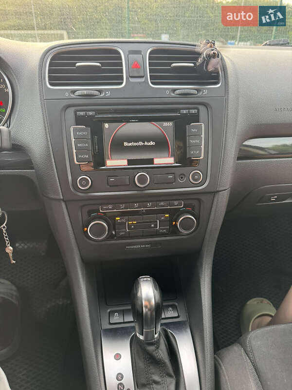 Универсал Volkswagen Golf 2011 в Ивано-Франковске