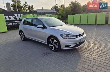 Хэтчбек Volkswagen Golf 2018 в Тернополе