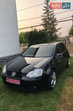 Хэтчбек Volkswagen Golf 2008 в 