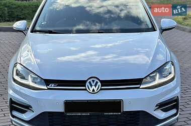 Универсал Volkswagen Golf 2017 в 