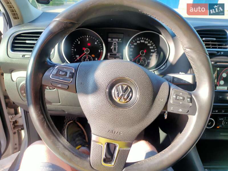 Універсал Volkswagen Golf 2013 в Луцьку