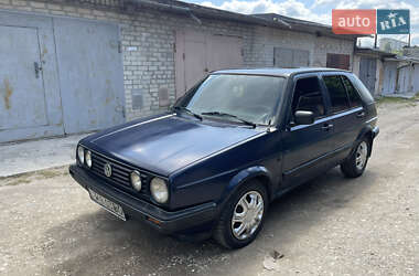 Хэтчбек Volkswagen Golf 1988 в 