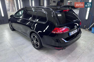 Универсал Volkswagen Golf 2014 в 