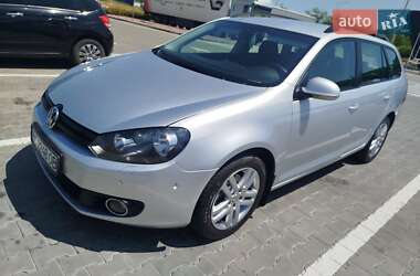 Универсал Volkswagen Golf 2012 в Стрые