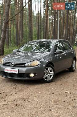Хэтчбек Volkswagen Golf 2009 в Белогородке