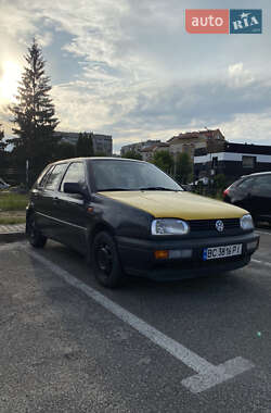 Хэтчбек Volkswagen Golf 1992 в Львове