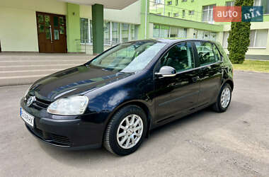 Хэтчбек Volkswagen Golf 2005 в Тульчине