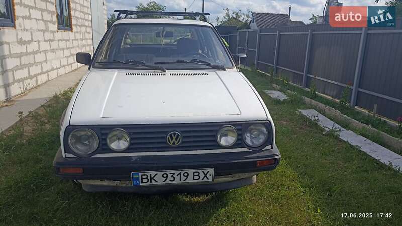 Хетчбек Volkswagen Golf 1988 в Вараші