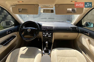 Универсал Volkswagen Golf 2000 в 