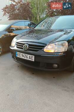 Хэтчбек Volkswagen Golf 2006 в Днепре