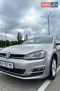 Универсал Volkswagen Golf 2014 в 