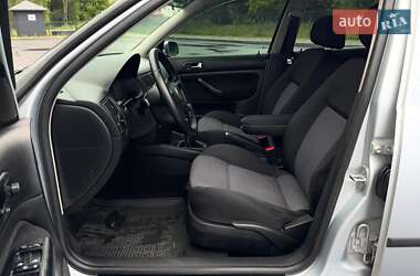Универсал Volkswagen Golf 2001 в 
