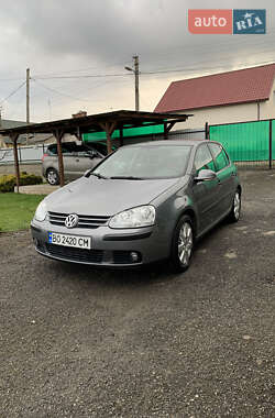 Хэтчбек Volkswagen Golf 2005 в Тернополе