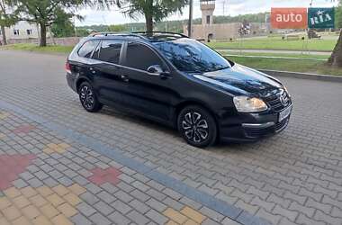 Универсал Volkswagen Golf 2008 в Звягеле