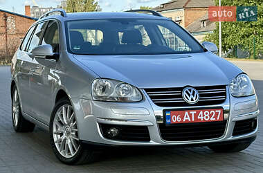 Універсал Volkswagen Golf 2008 в Житомирі
