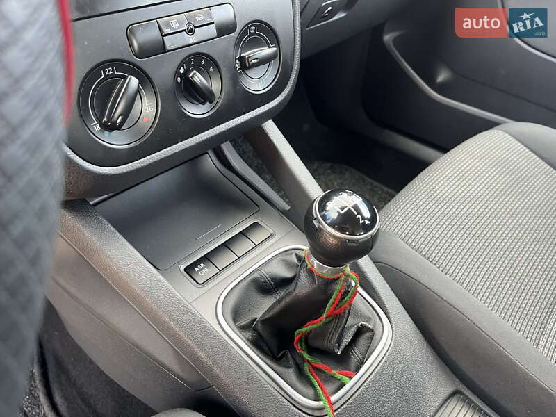 Универсал Volkswagen Golf 2007 в Яготине