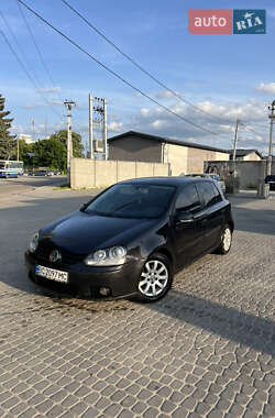Хетчбек Volkswagen Golf 2004 в Львові