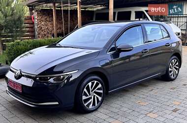 Хэтчбек Volkswagen Golf 2020 в Звягеле