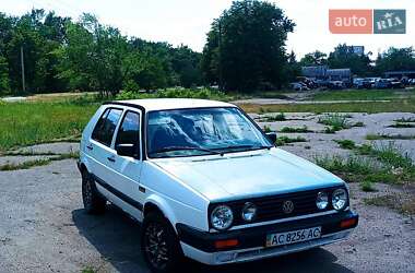 Хэтчбек Volkswagen Golf 1988 в Вольнянске