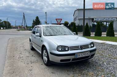 Хетчбек Volkswagen Golf 2001 в Ізяславі