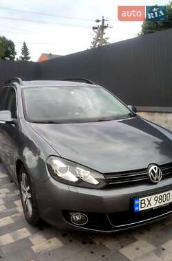 Універсал Volkswagen Golf 2012 в Шепетівці