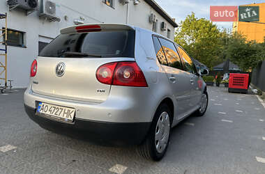 Хэтчбек Volkswagen Golf 2006 в 