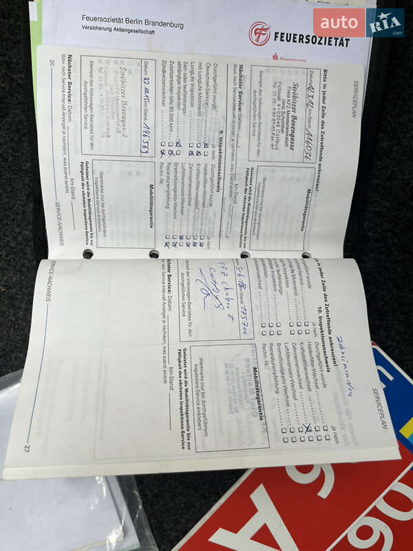 Хетчбек Volkswagen Golf 2000 в Звягелі