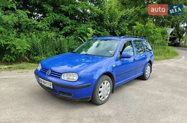 Универсал Volkswagen Golf 2001 в Житомире