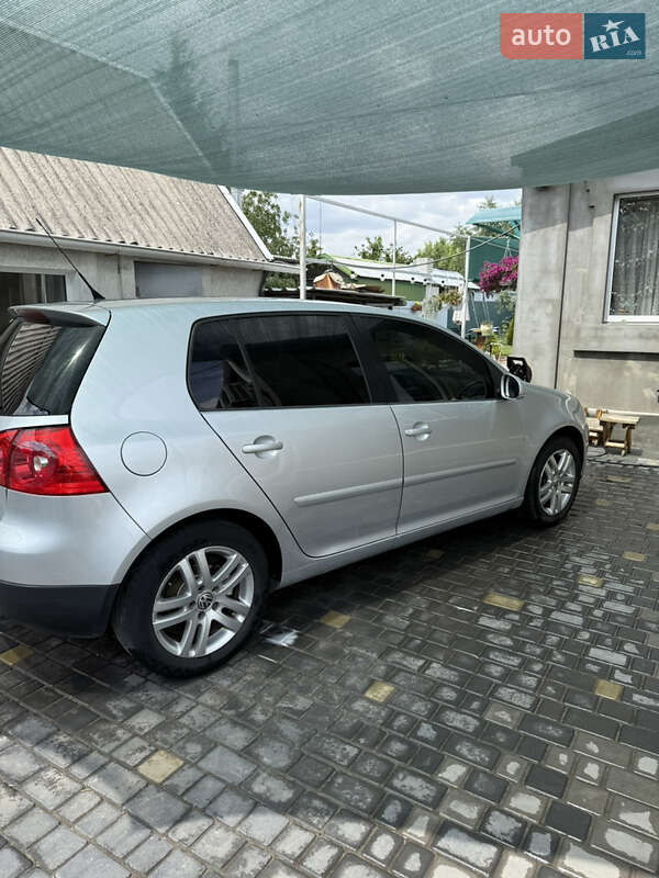 Хэтчбек Volkswagen Golf 2008 в Запорожье фото 2 Хэтчбек Volkswagen Golf 2008 в Запорожье