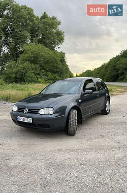 Хетчбек Volkswagen Golf 2001 в Чорткові