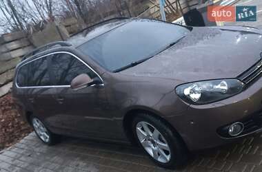 Універсал Volkswagen Golf 2011 в Луцьку