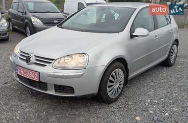 Хэтчбек Volkswagen Golf 2008 в Ровно