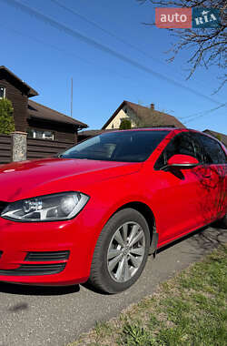 Хэтчбек Volkswagen Golf 2015 в Черкассах