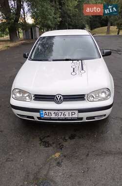 Хетчбек Volkswagen Golf 1998 в Новоукраїнці