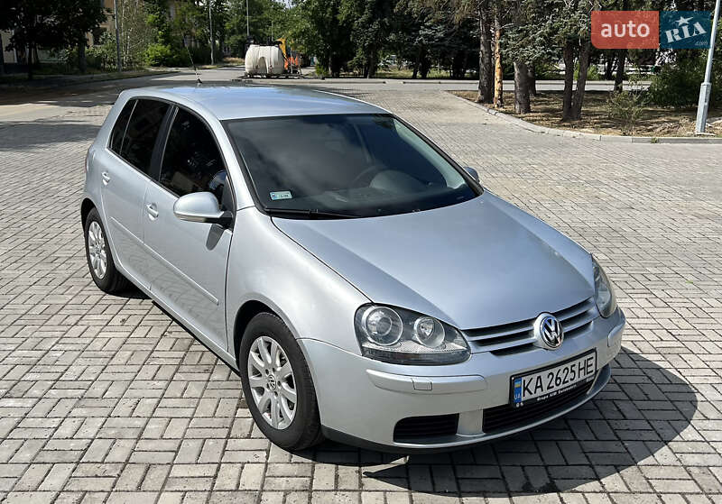 Volkswagen Golf 2005