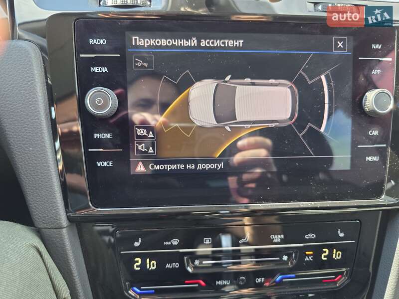 Хэтчбек Volkswagen Golf 2017 в Мукачево